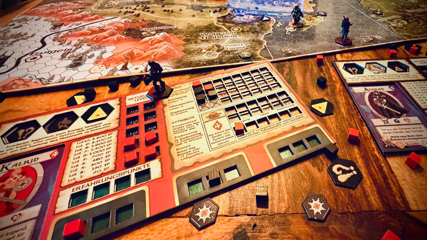 TaleMore: Fantasy Dawn - Ein komplexes Brettspiel, komplett aus einer Hand!